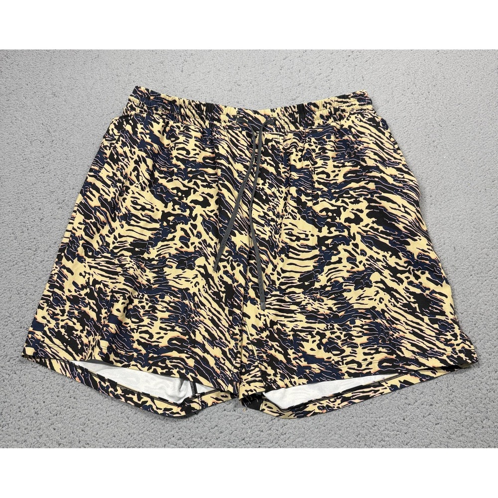 Lululemon Pool Shorts Mens Large Camo Lined Running 7 Inseam Athletic LM7AYUS